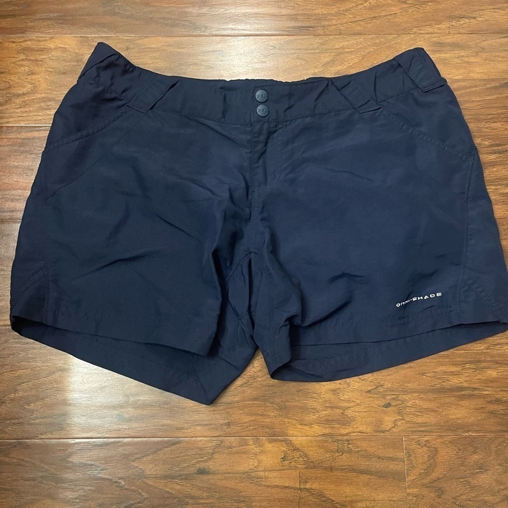 Columbia Women's Black Outdoor Shorts